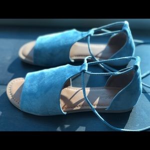 Light blue sandal. 7.5 ( worn once)